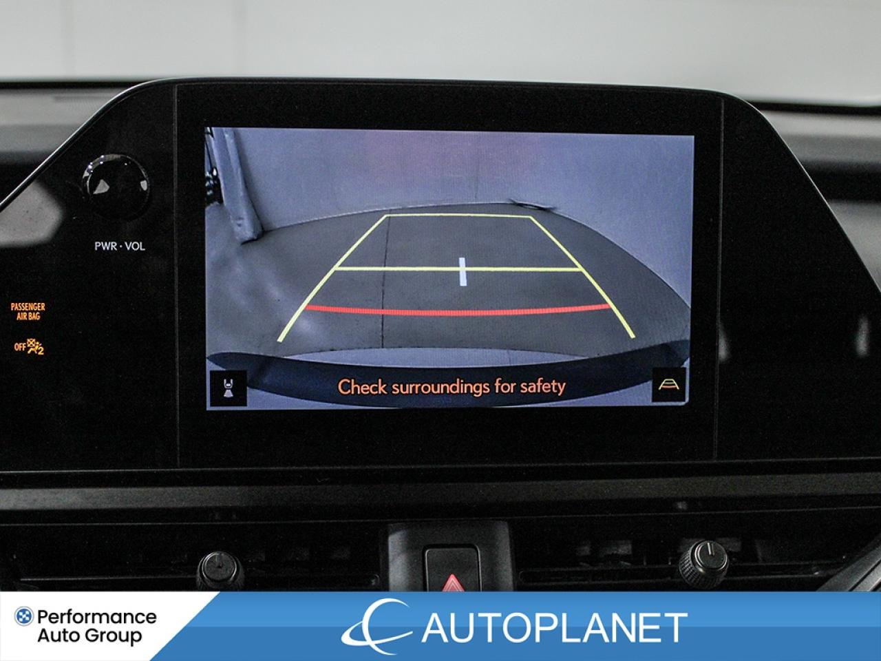 2024 Lexus UX 250H AWD, Hybrid, F-Sport 1 Pkg, Back Up Cam, Sunroof! Photo