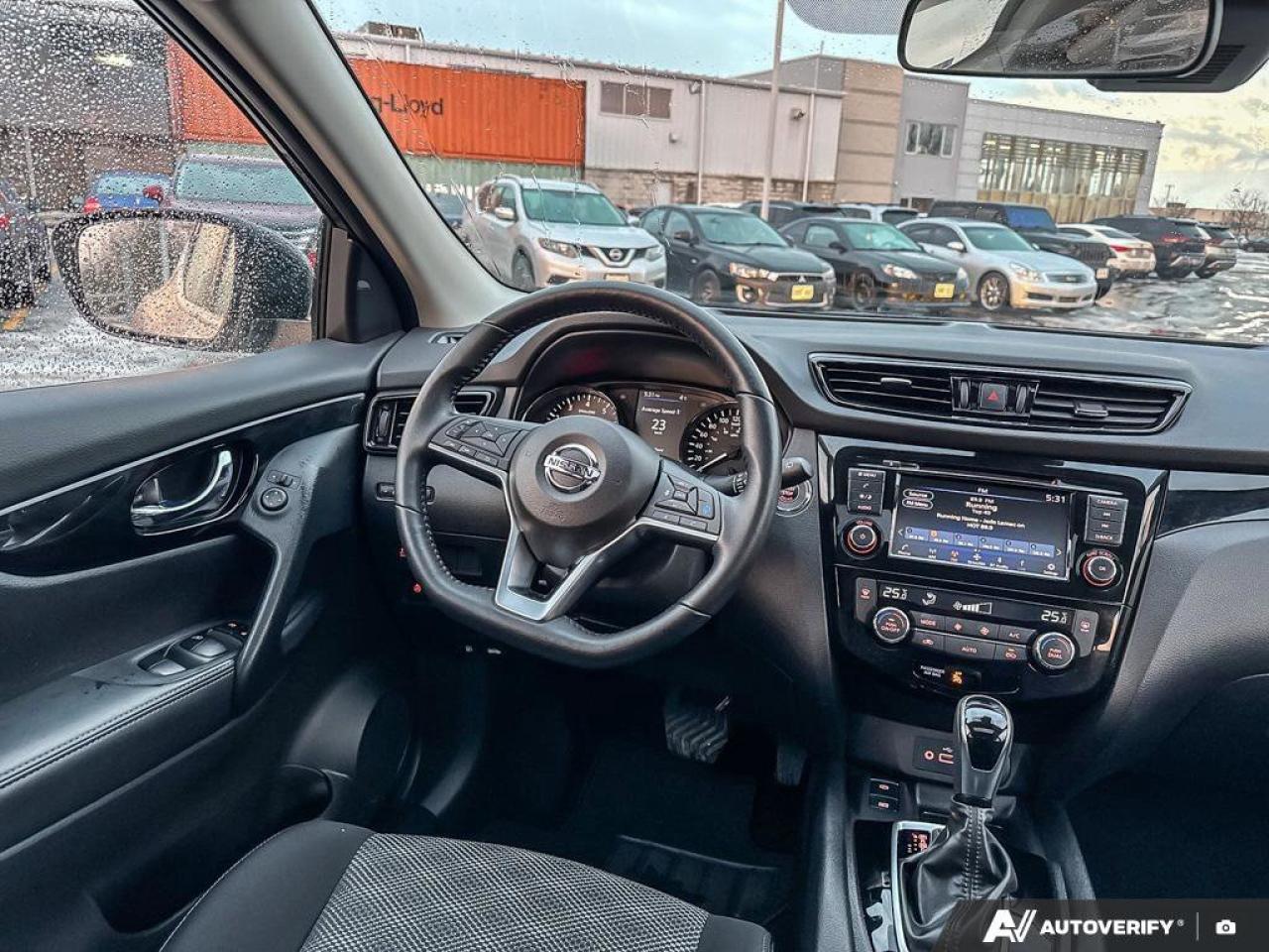 2023 Nissan Qashqai SV Photo