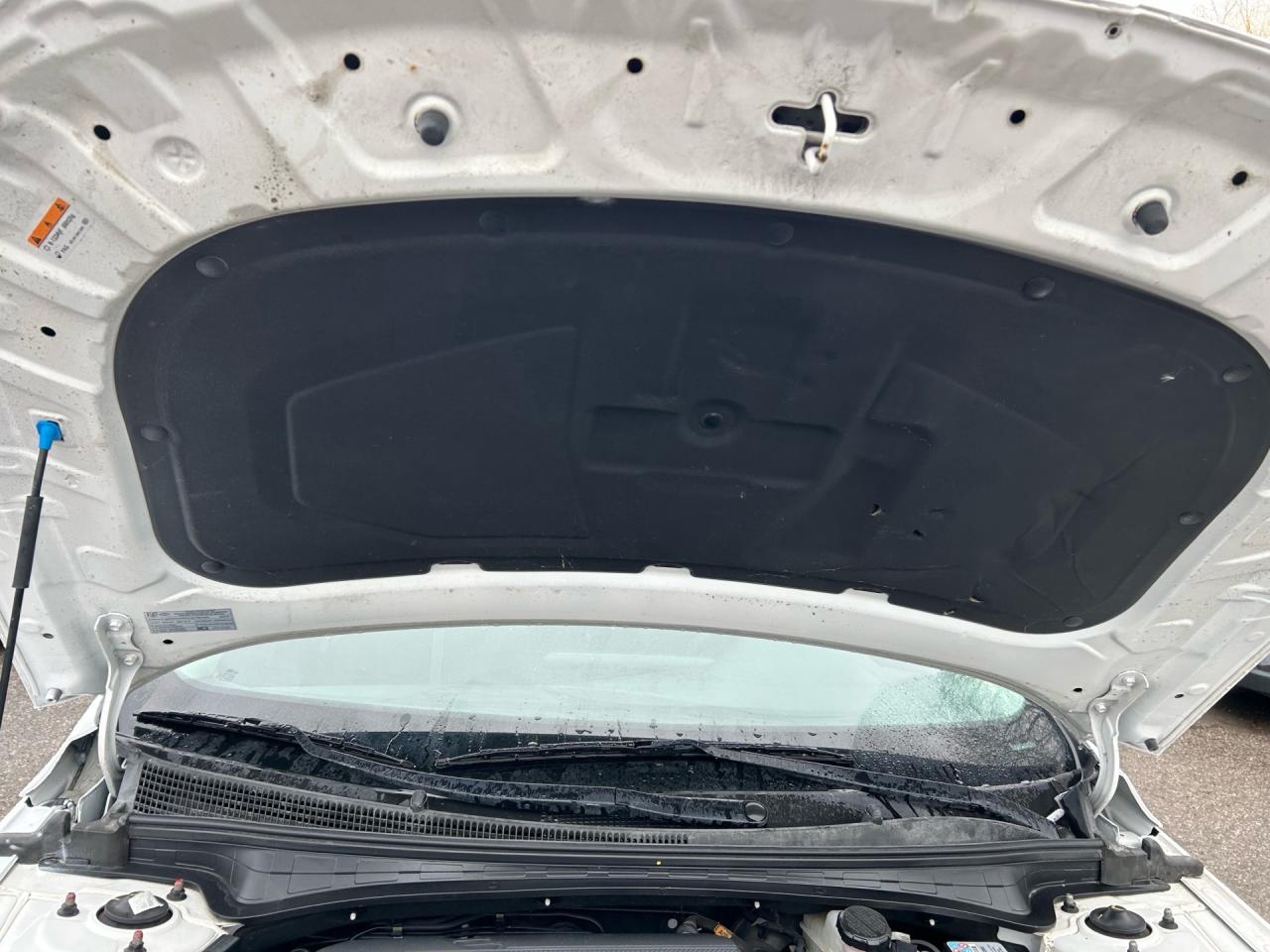 2022 Hyundai Elantra Essential IVT Photo