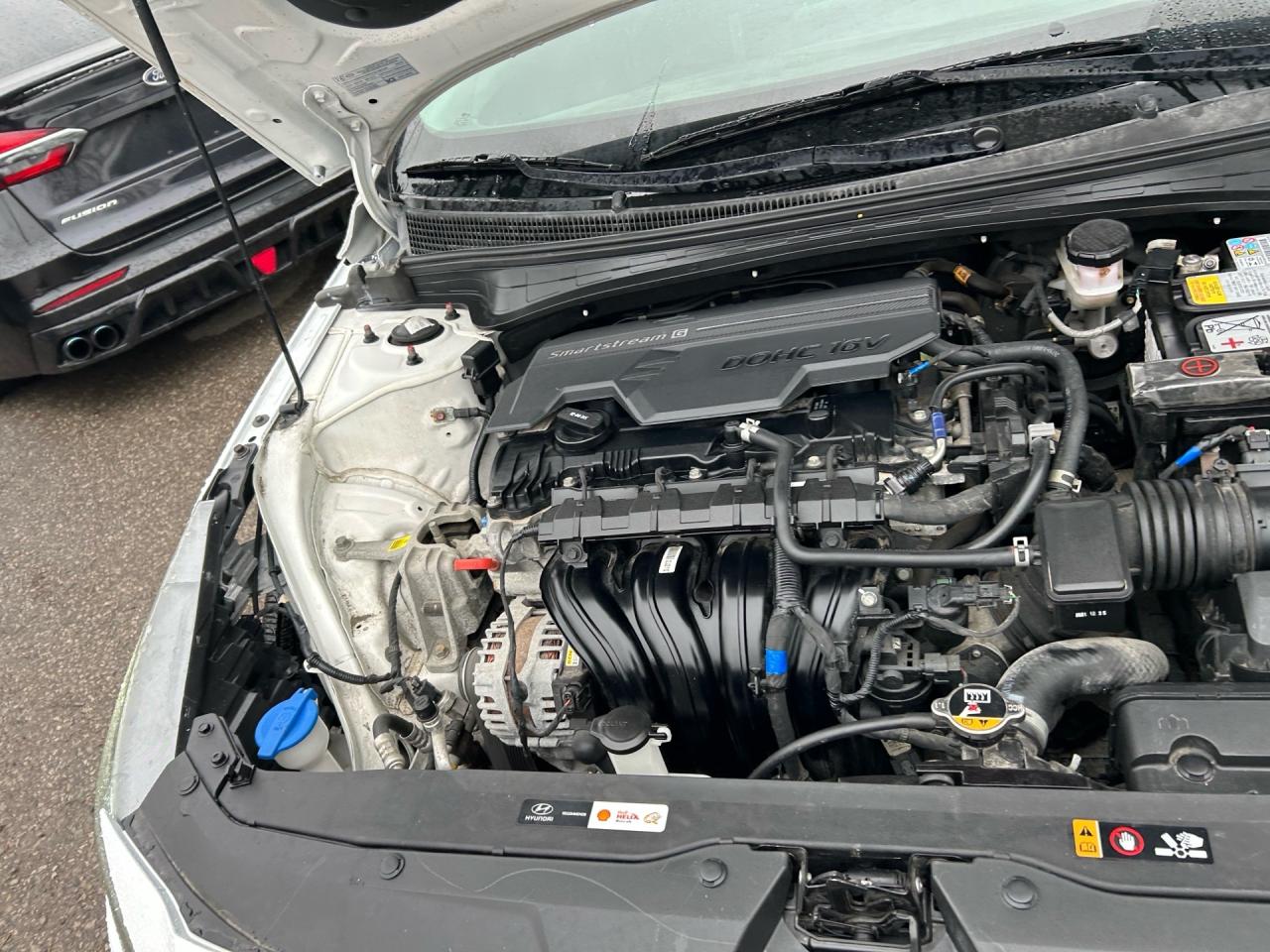 2022 Hyundai Elantra Essential IVT Photo