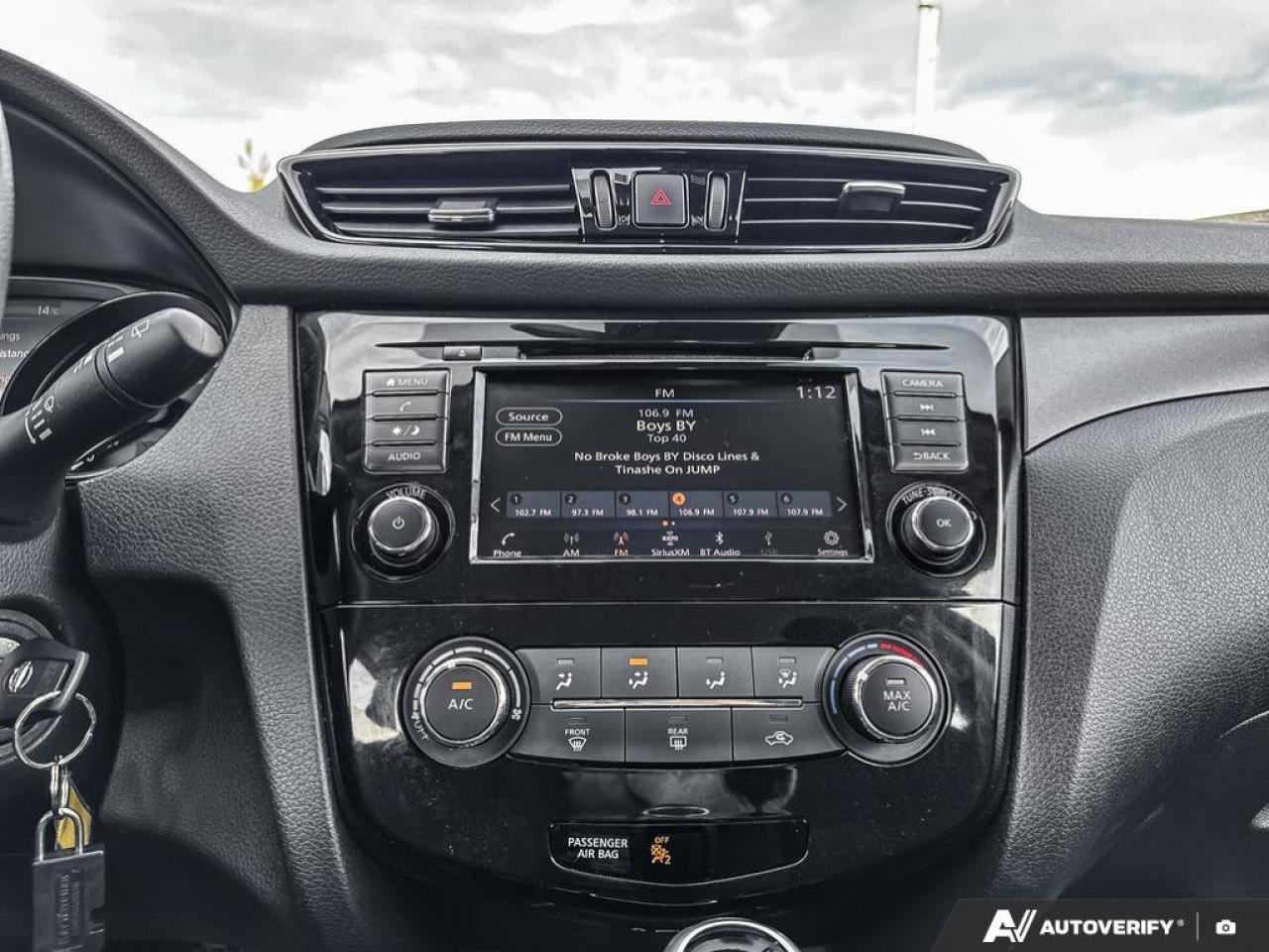 2023 Nissan Qashqai S Photo