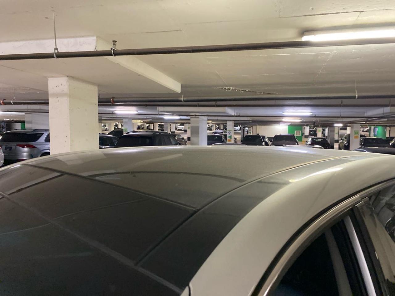 2013 Hyundai Santa Fe AWD 4dr 2.0T Auto SE *Ltd Avail* Photo