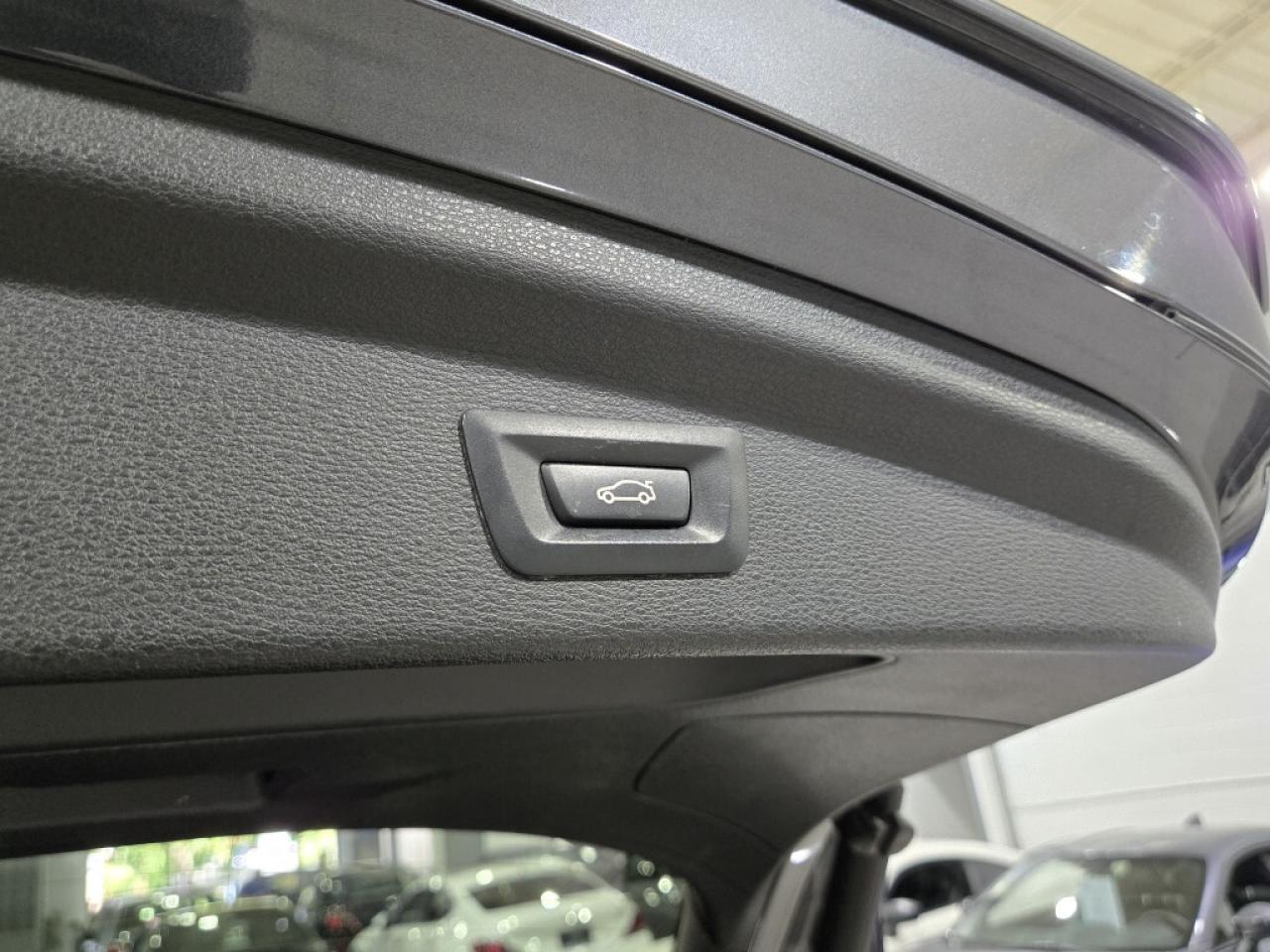 2018 BMW X2 xDrive28i Sports Activity Coupe Heads-up Display N Photo