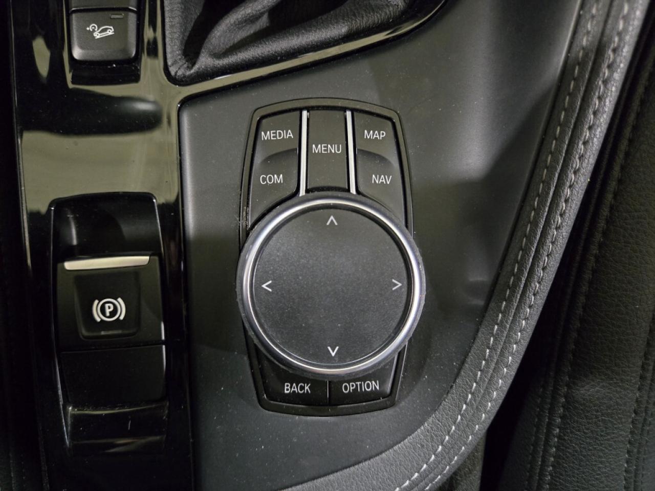 2018 BMW X2 xDrive28i Sports Activity Coupe Heads-up Display N Photo