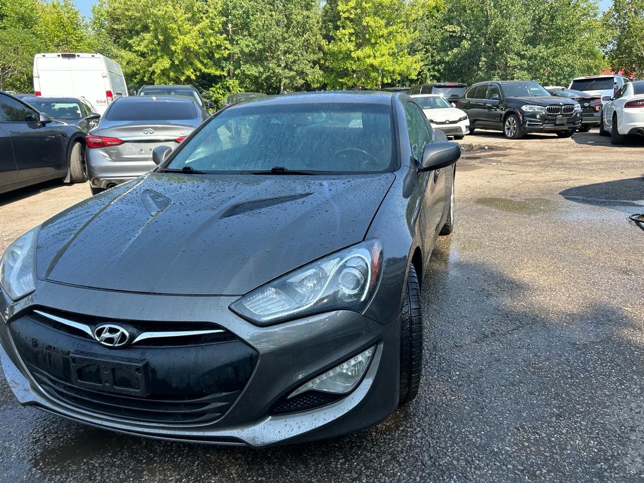 2013 Hyundai Genesis 2dr I4 Auto Premium *Ltd Avail* Photo1