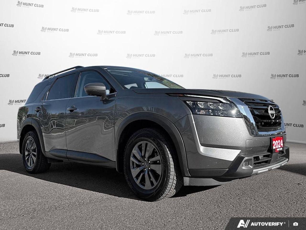2024 Nissan Pathfinder SV Photo
