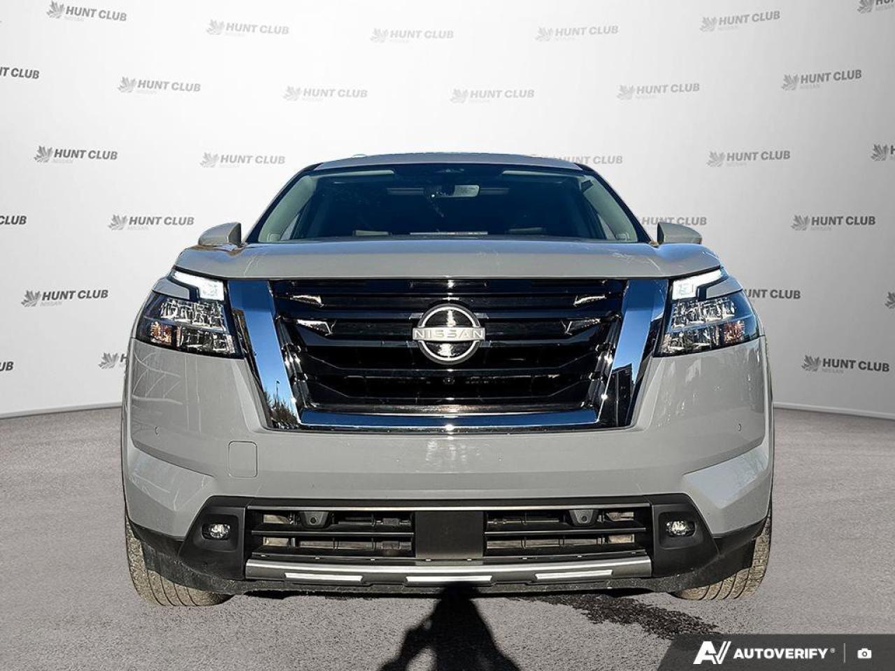 2024 Nissan Pathfinder Platinum Photo