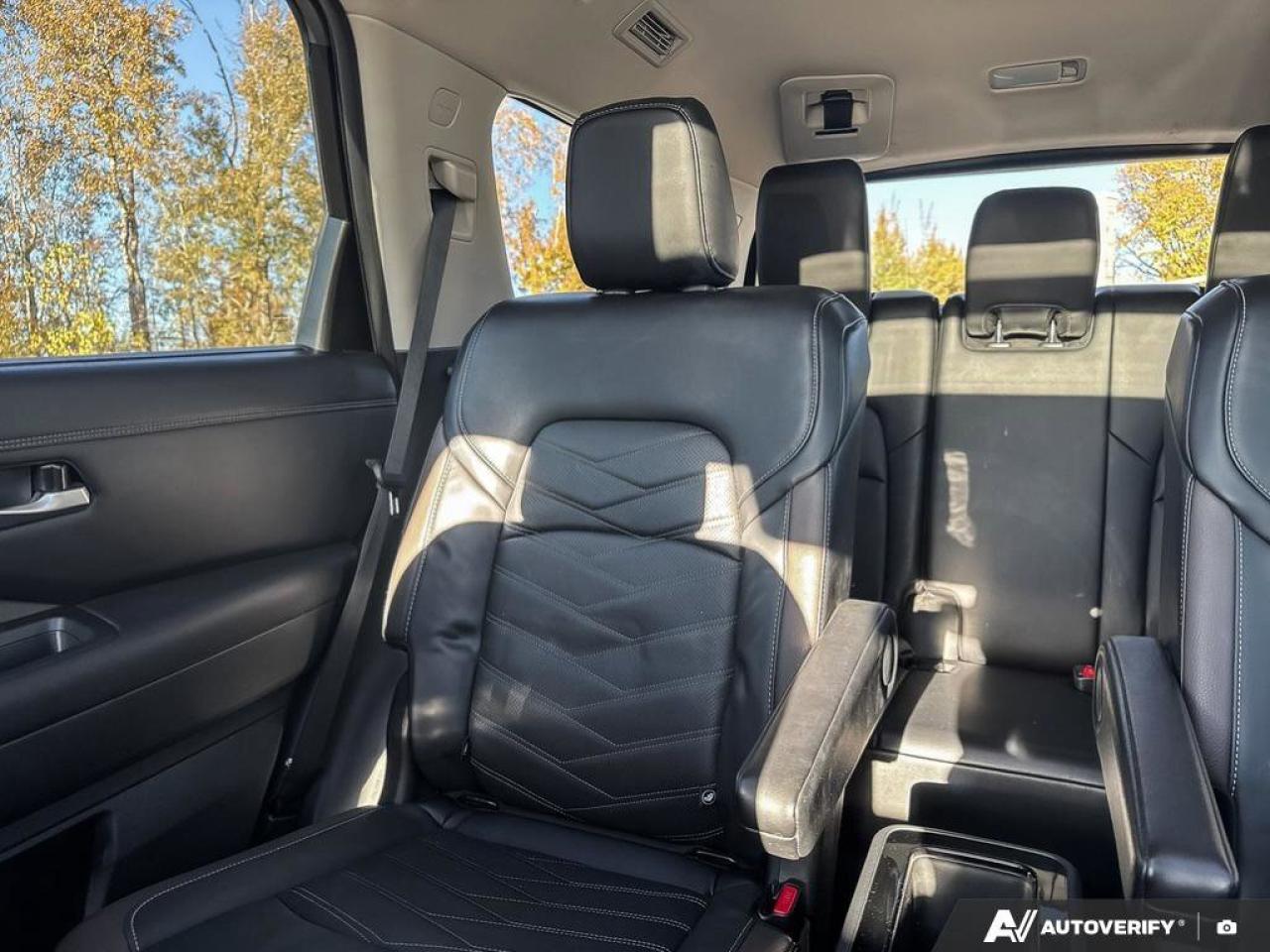 2024 Nissan Pathfinder Platinum Photo