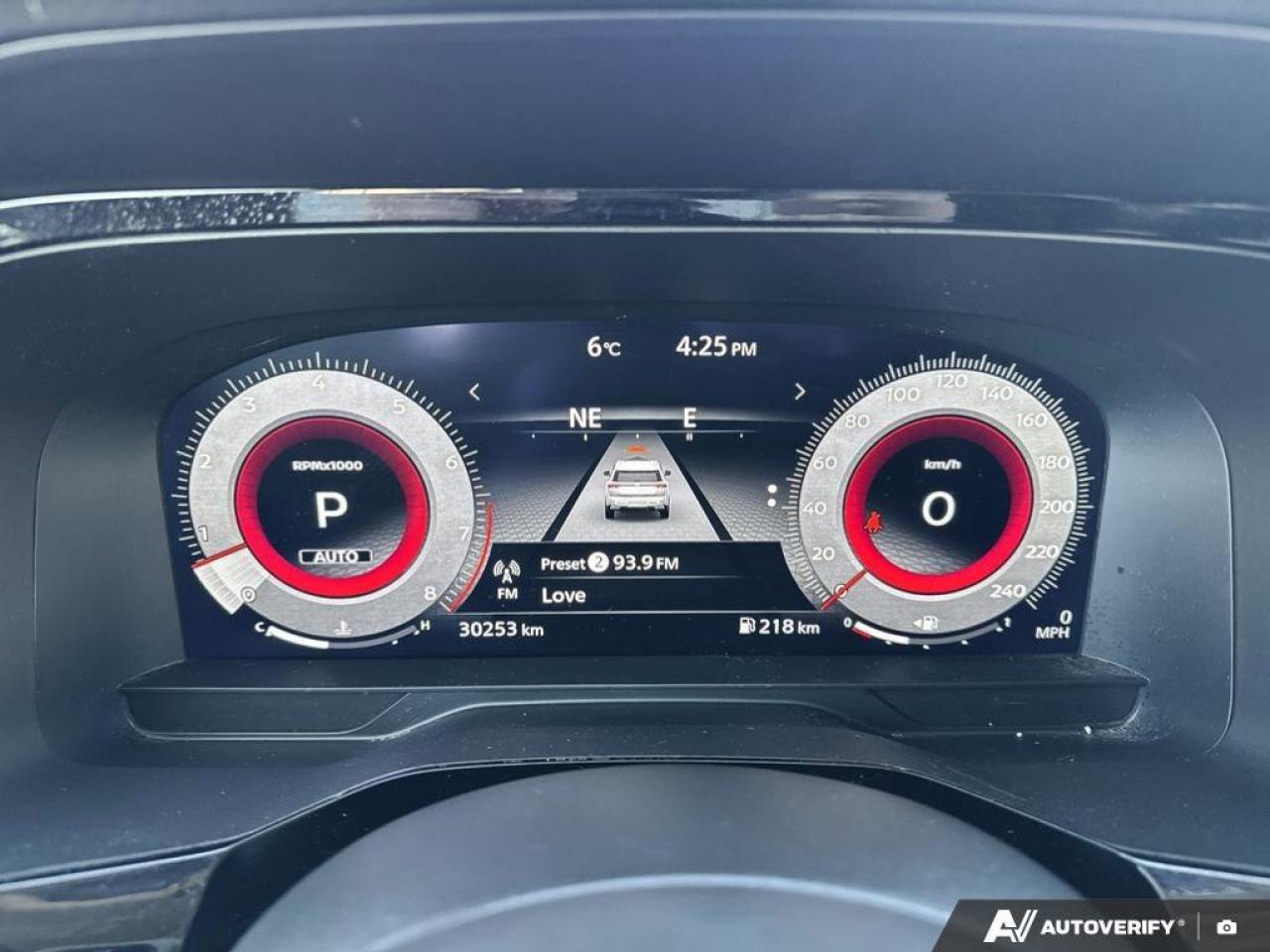 2024 Nissan Pathfinder Platinum Photo