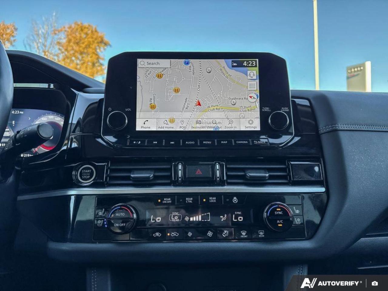 2024 Nissan Pathfinder Platinum Photo