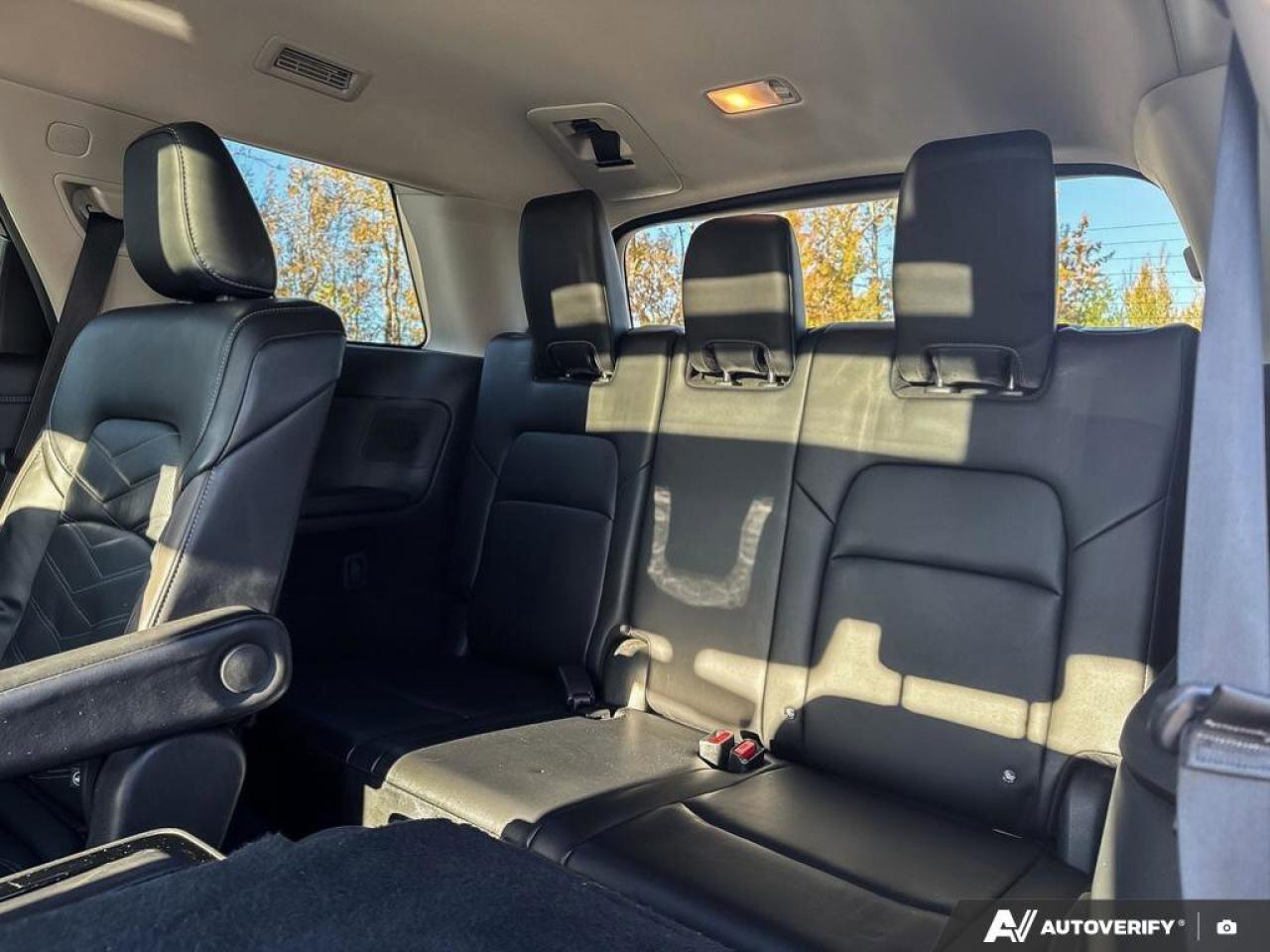 2024 Nissan Pathfinder Platinum Photo