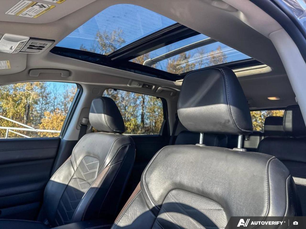 2024 Nissan Pathfinder Platinum Photo