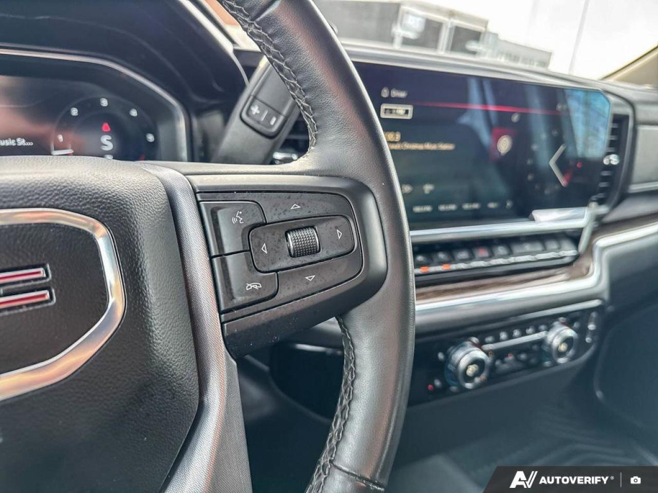 2024 GMC Sierra 1500 SLE Photo