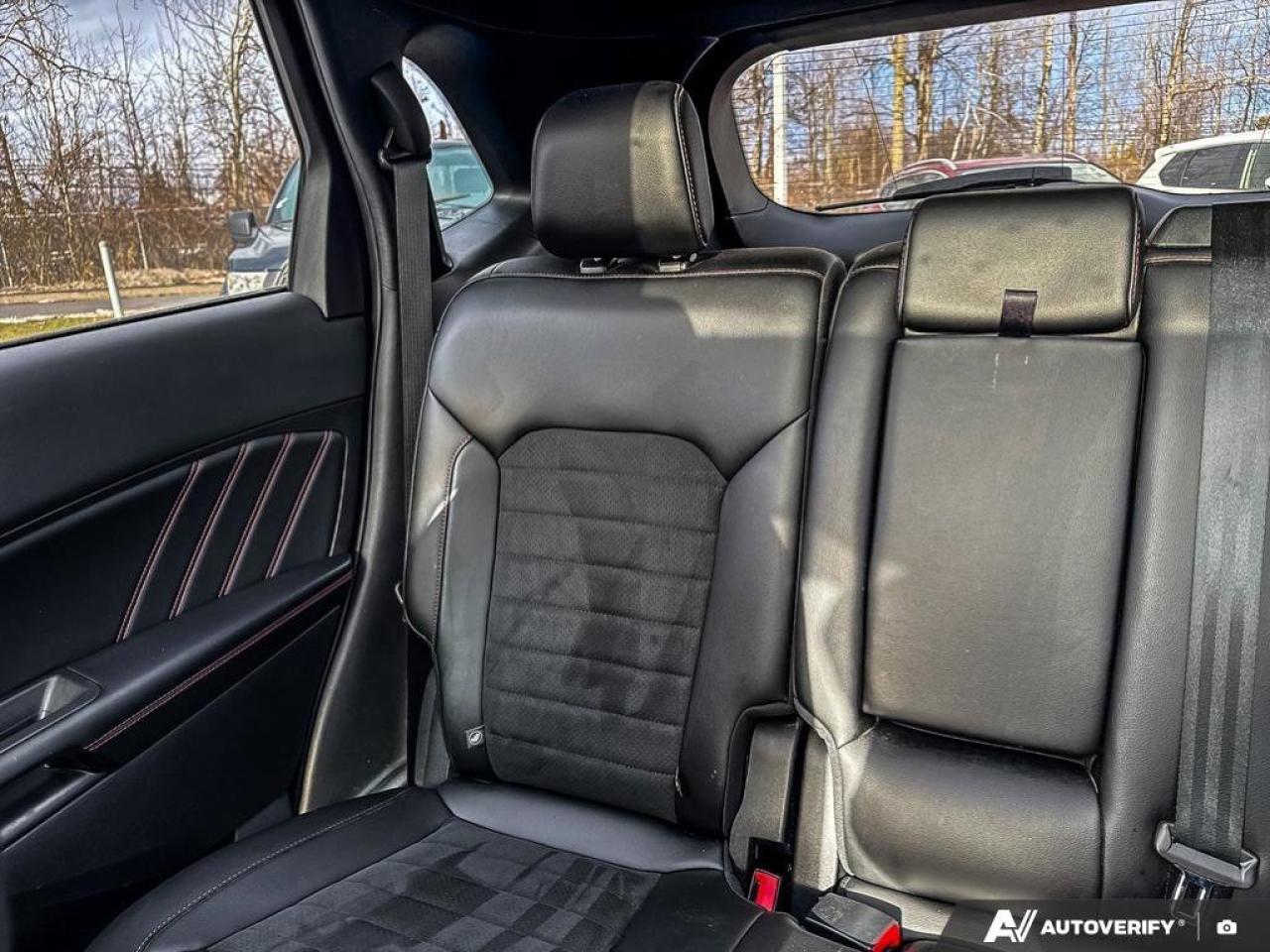 2021 Ford Edge SEL Photo