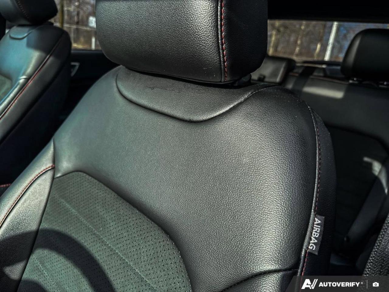 2021 Ford Edge SEL Photo