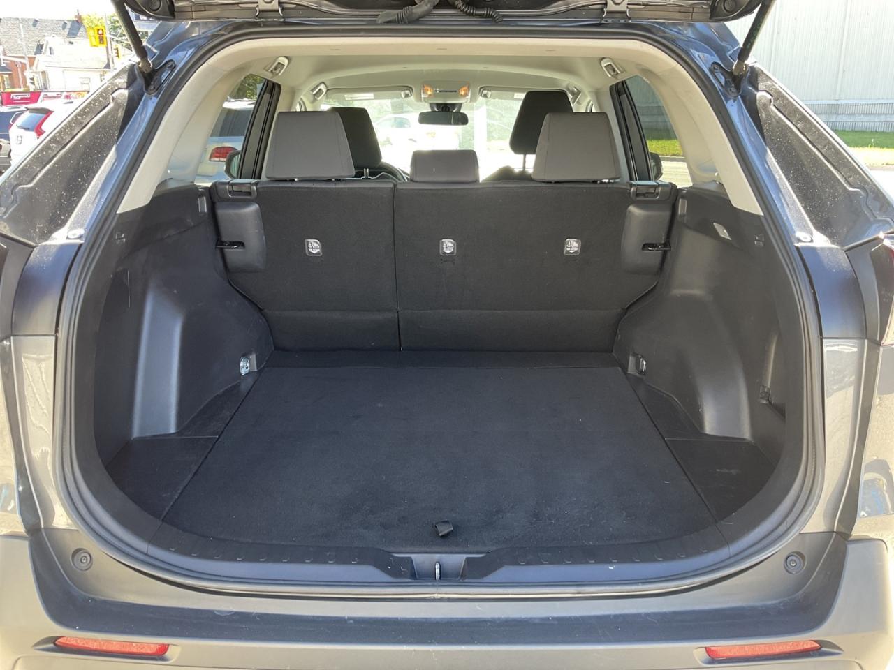 2021 Toyota RAV4 LE AWD - BACK-UP CAM! BSM! CAR PLAY! Photo