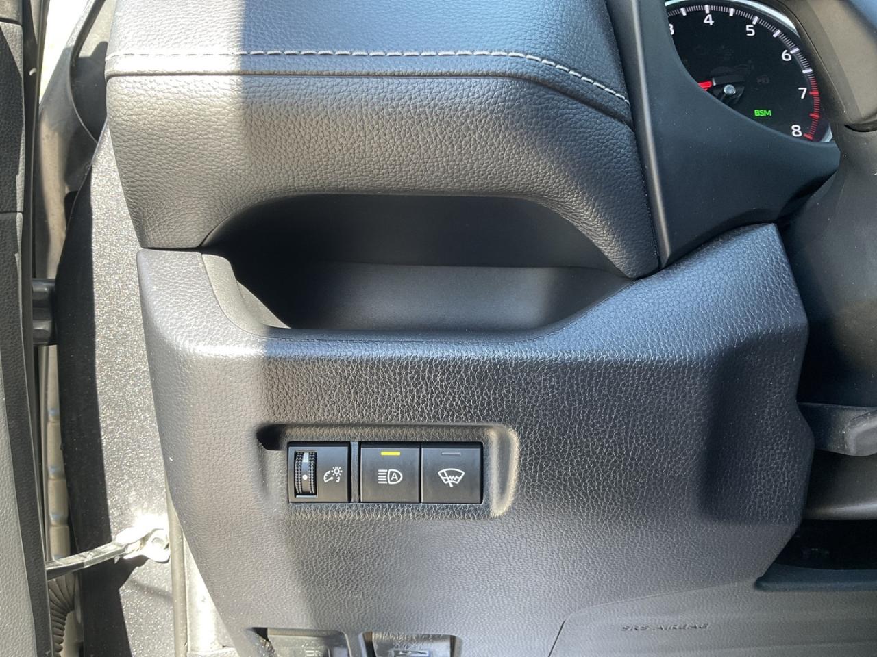 2021 Toyota RAV4 LE AWD - BACK-UP CAM! BSM! CAR PLAY! Photo