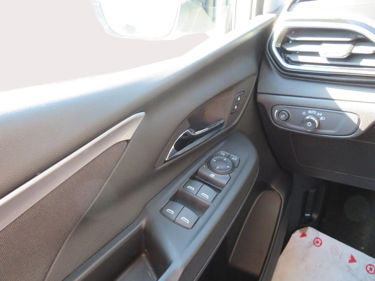 2023 Chevrolet Bolt EV 5dr Wgn 1LT Photo