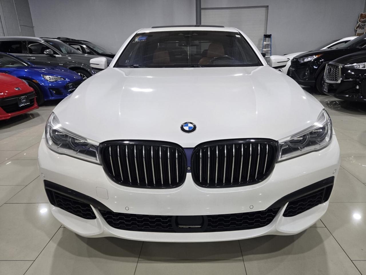 2019 BMW 750i xDrive M-Sport No Accidents Navi 20 M Sport Wheels HUD Br Photo4