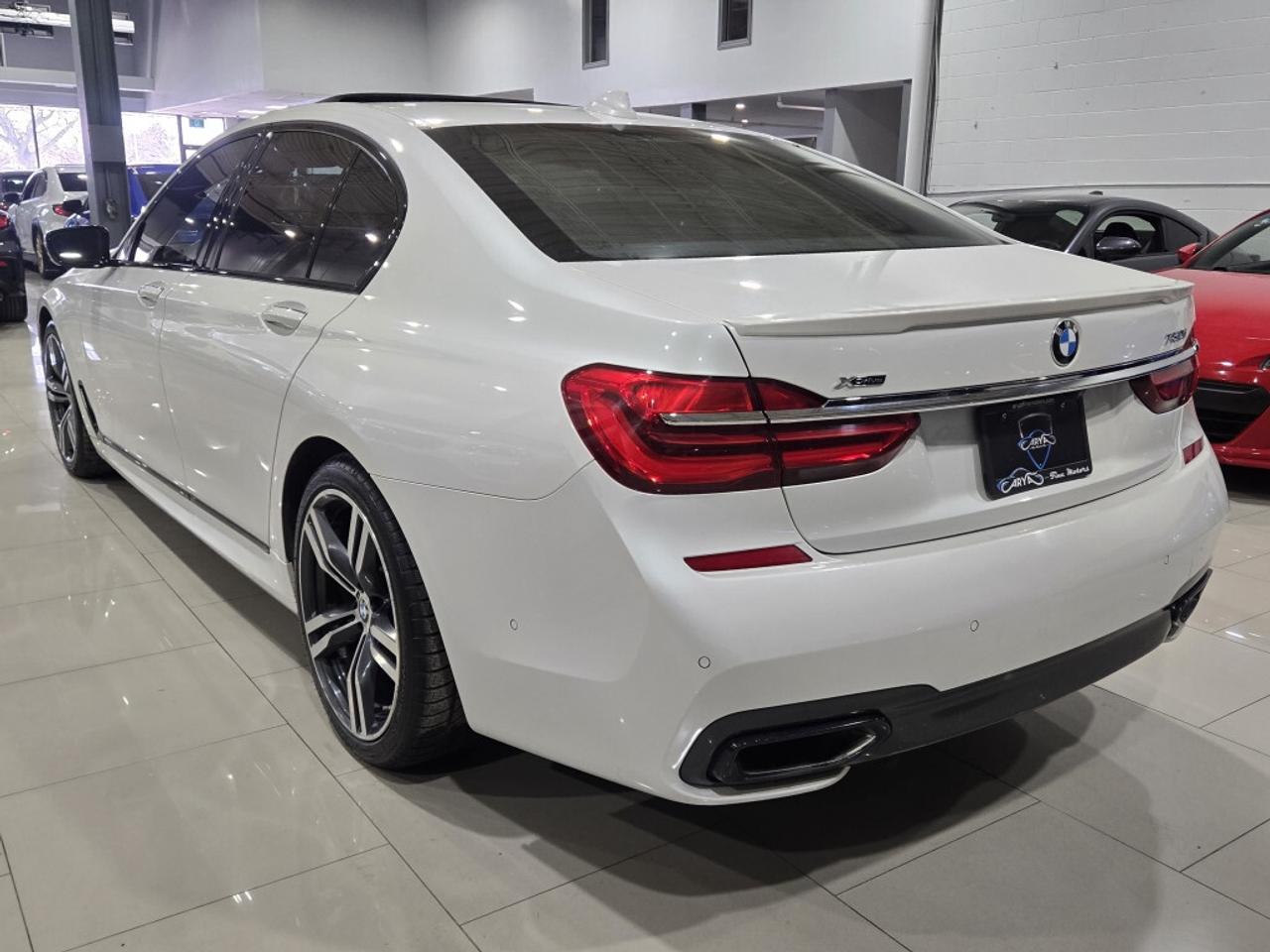 2019 BMW 750i xDrive M-Sport No Accidents Navi 20 M Sport Wheels HUD Br Photo