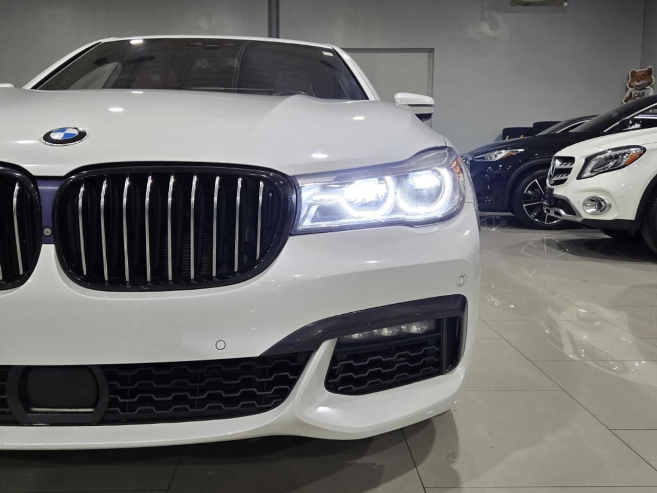 2019 BMW 750i xDrive M-Sport No Accidents Navi 20 M Sport Wheels HUD Br Photo