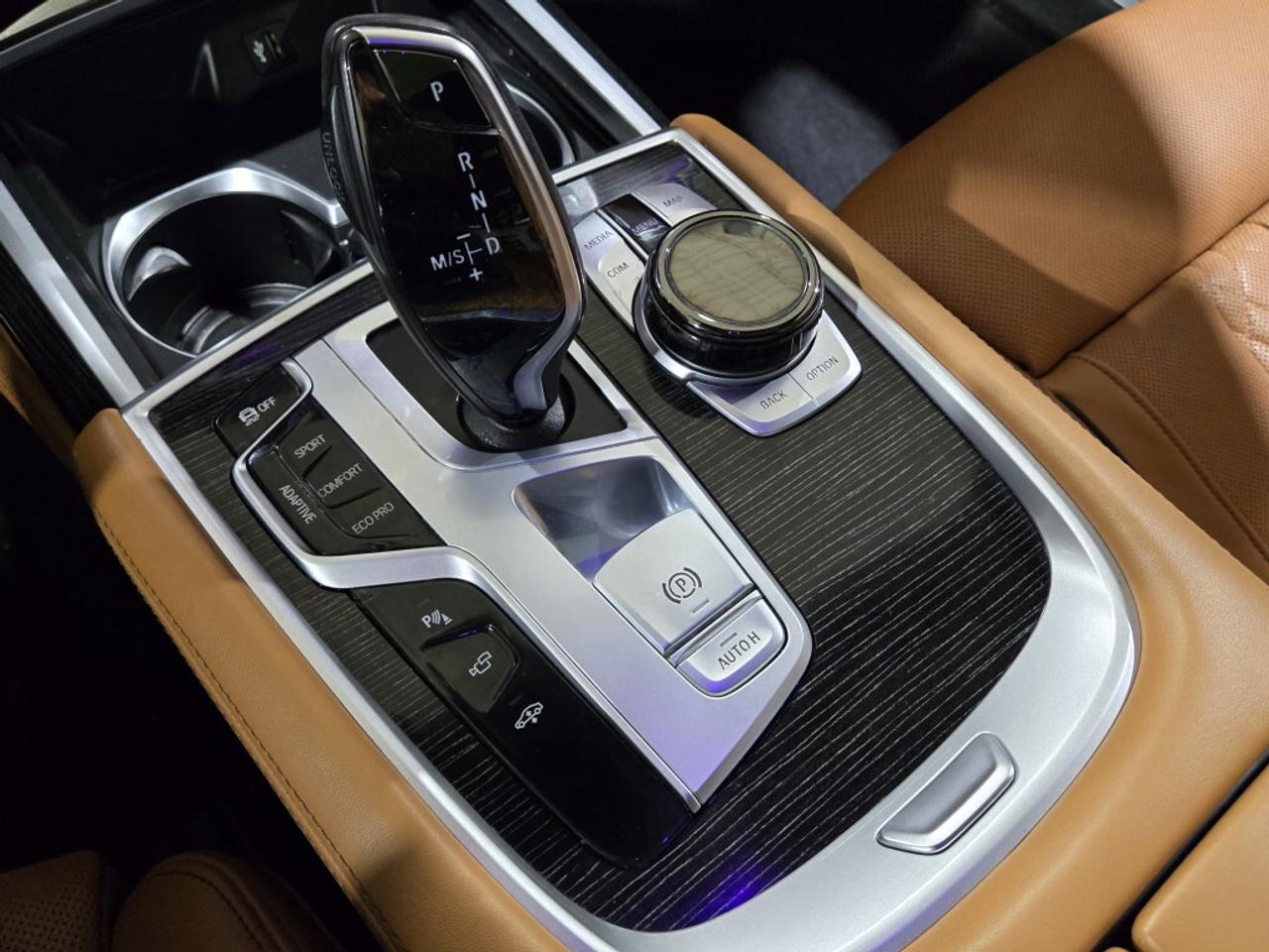 2019 BMW 750i xDrive M-Sport No Accidents Navi 20 M Sport Wheels HUD Br Photo