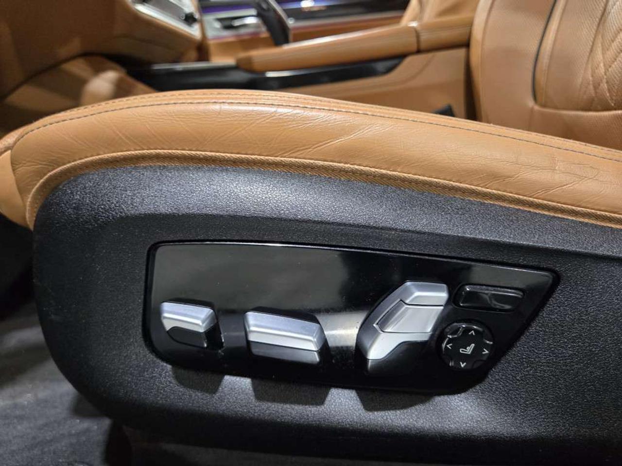 2019 BMW 7 Series M-Sport No Accidents Navi 20 M Sport Wheels HUD Bronze Calipers Photo