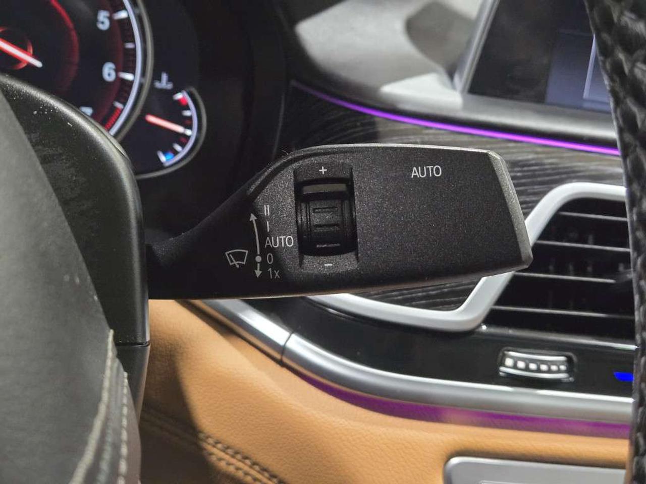 2019 BMW 7 Series M-Sport No Accidents Navi 20 M Sport Wheels HUD Bronze Calipers Photo