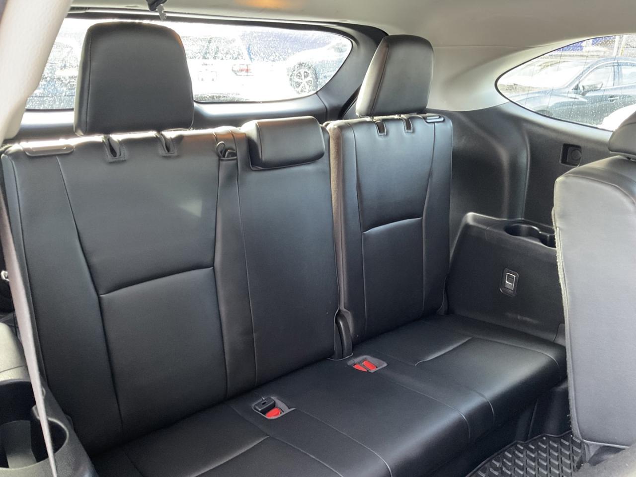 2020 Toyota Highlander XLE AWD V6 - LTHR! BACK-UP CAM! BSM! 8 PASS! CAR P Photo