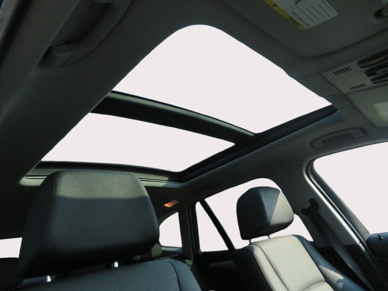 2015 BMW X1 AWD 4dr xDrive28i Photo