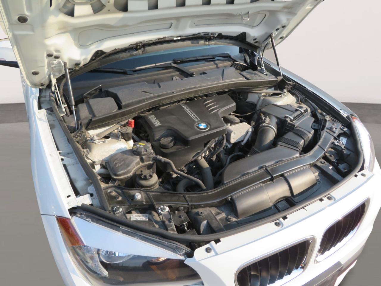 2015 BMW X1 AWD 4dr xDrive28i Photo