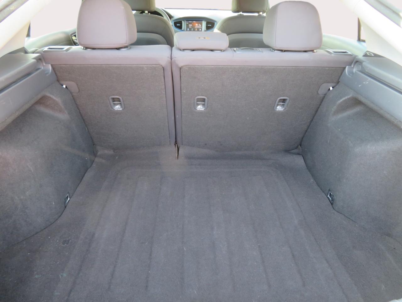 2019 Hyundai Ioniq Hybrid Essential Hatchback Photo