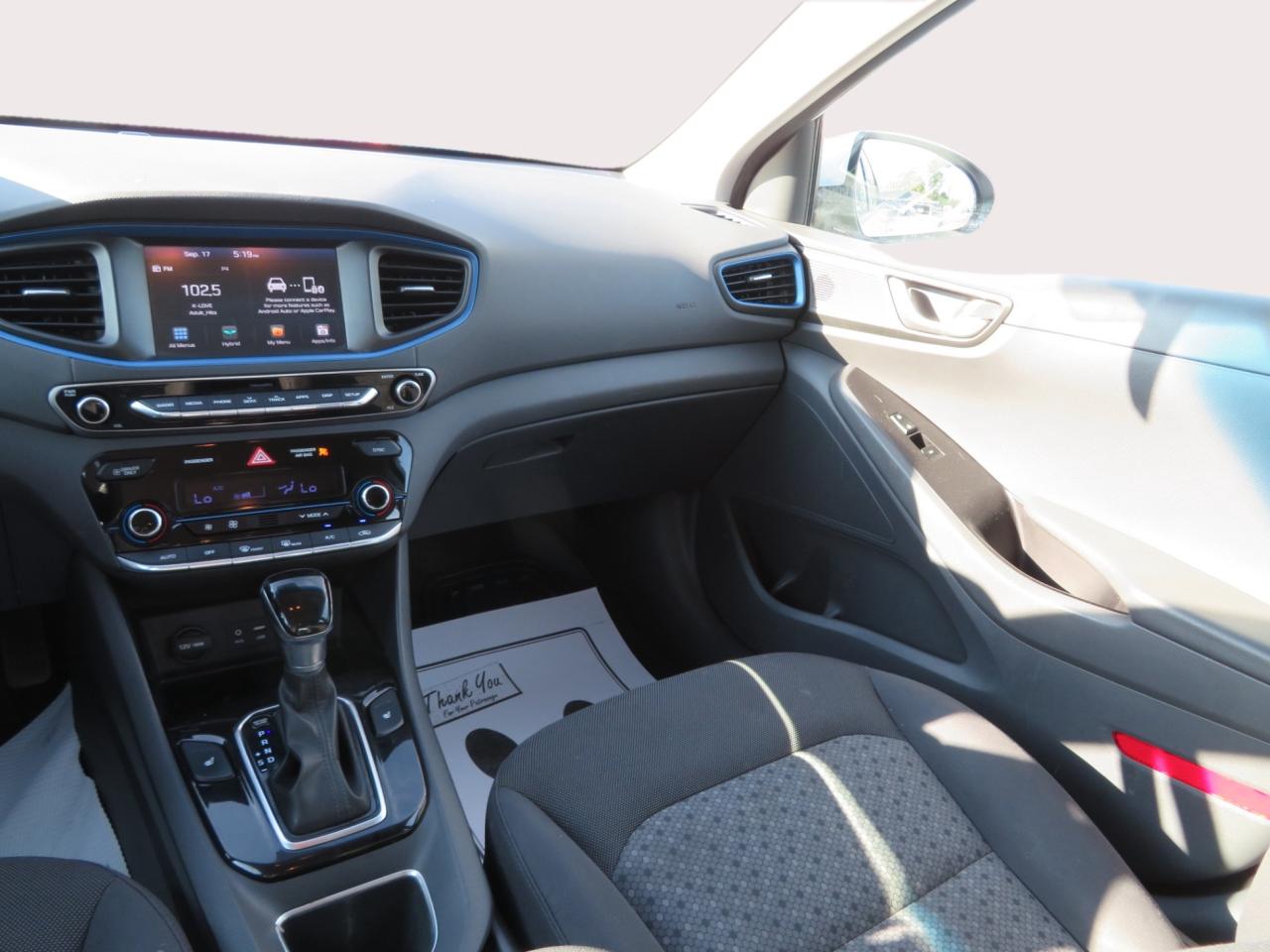 2019 Hyundai Ioniq Hybrid Essential Hatchback Photo