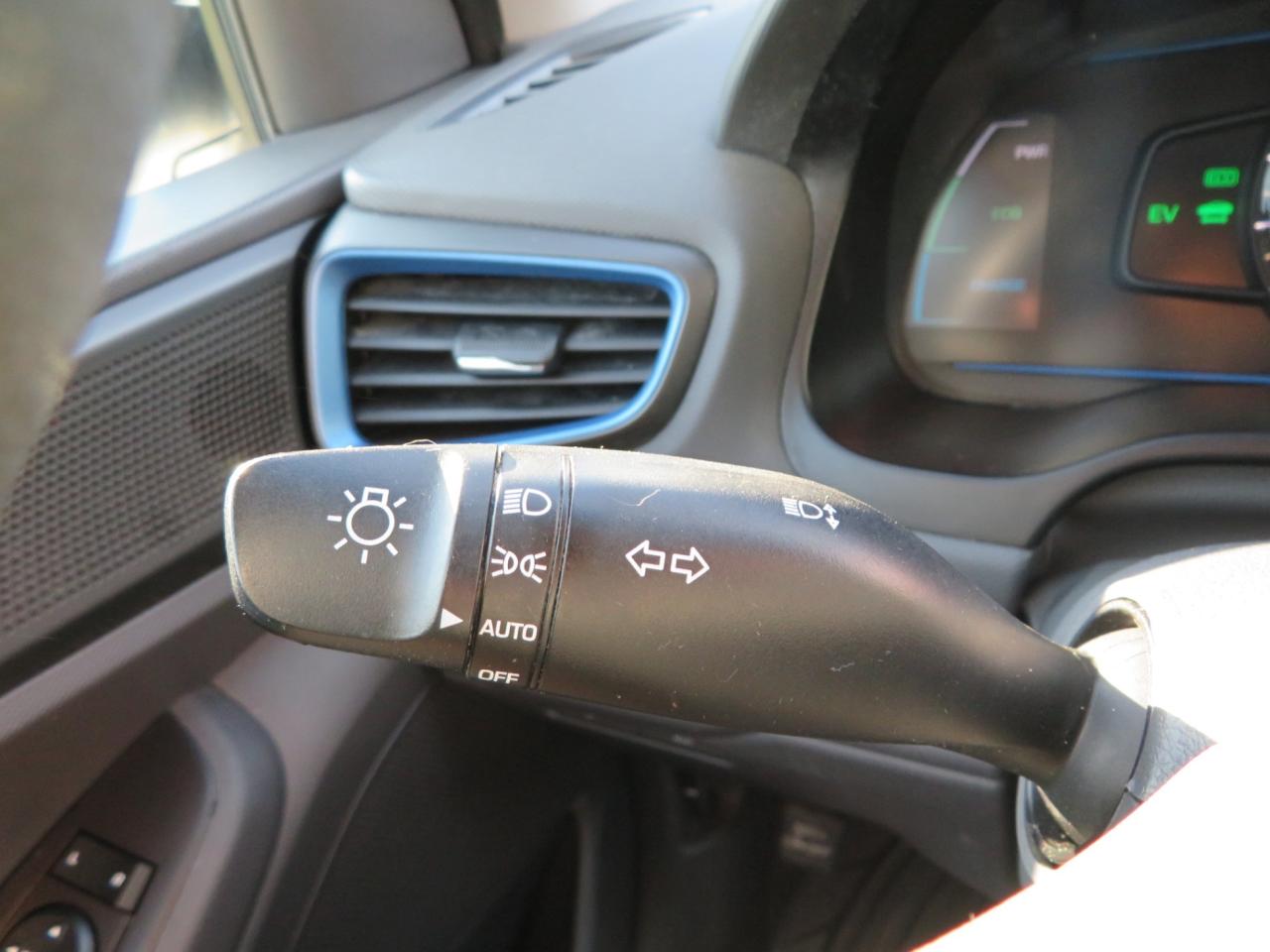 2019 Hyundai Ioniq Hybrid Essential Hatchback Photo