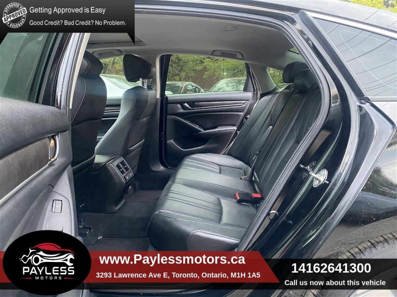 2019 Honda Accord Touring CVT Photo