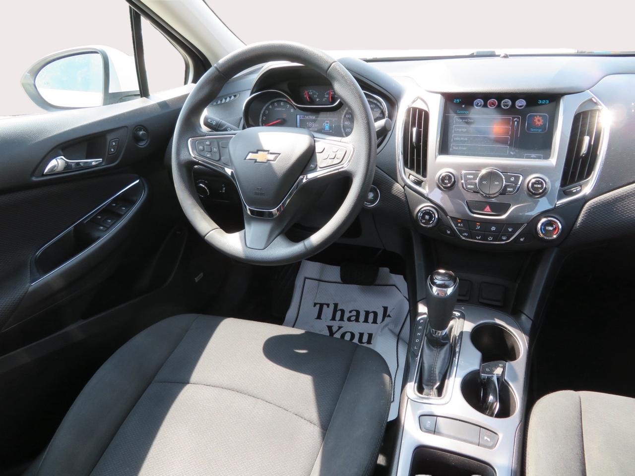 2017 Chevrolet Cruze 4dr Sdn 1.4L LT w/1SD Photo