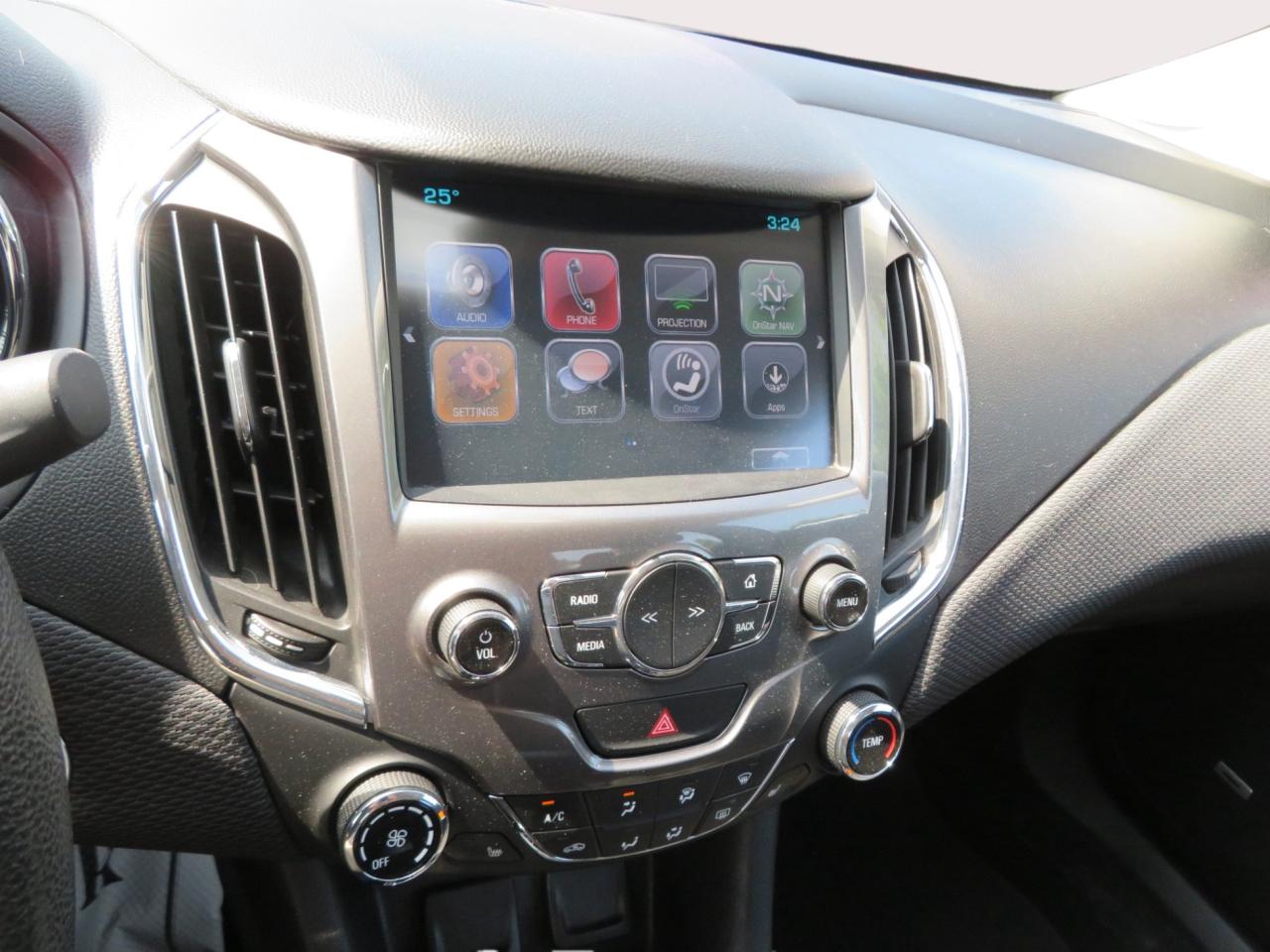 2017 Chevrolet Cruze 4dr Sdn 1.4L LT w/1SD Photo