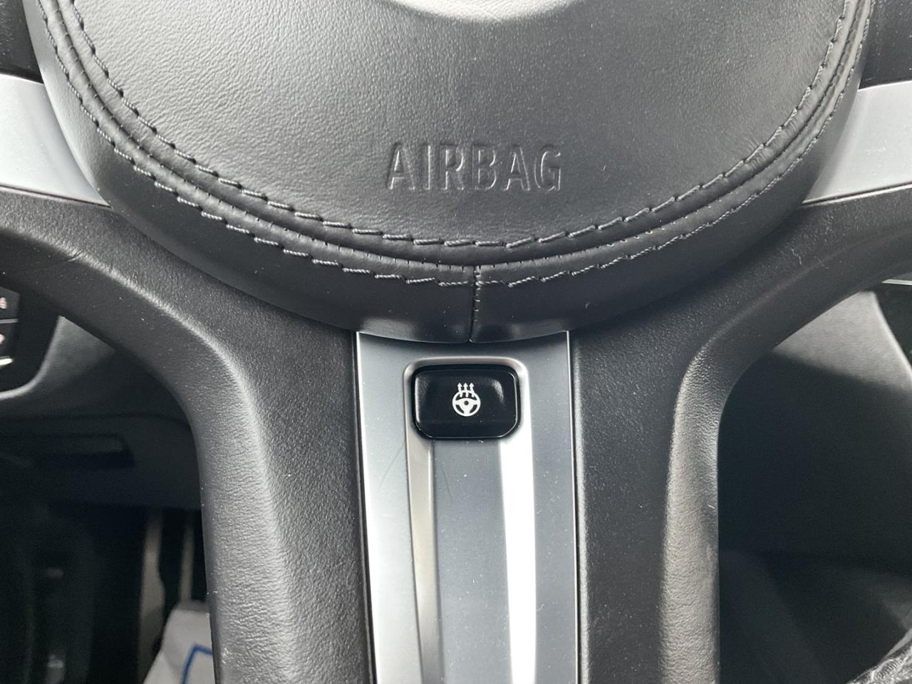 2017 BMW 5 Series 530i xDrive - M-PKG! LTHR! NAV! BACK-UP CAM! HUD! Photo