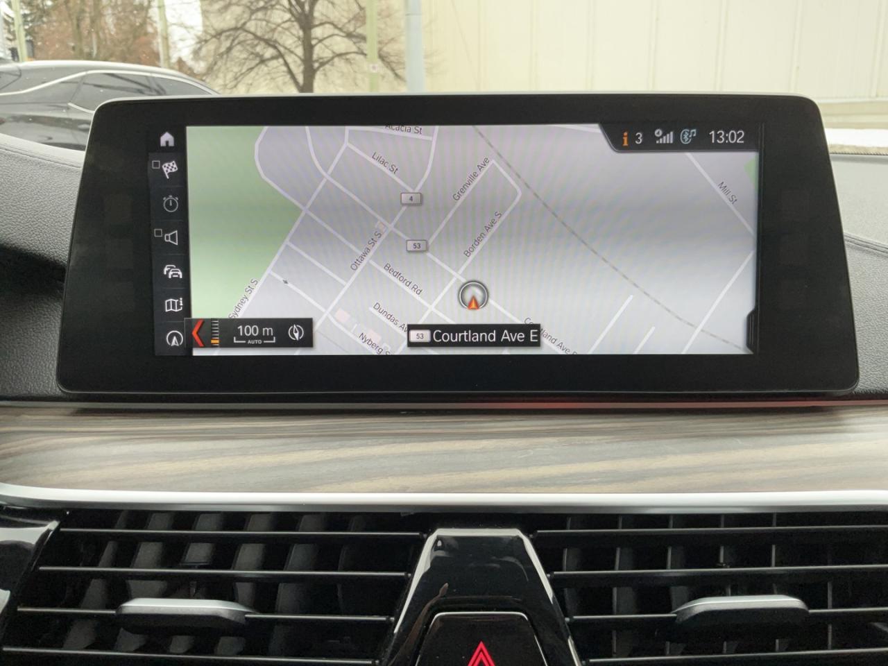 2017 BMW 5 Series 530i xDrive - M-PKG! LTHR! NAV! BACK-UP CAM! HUD! Photo