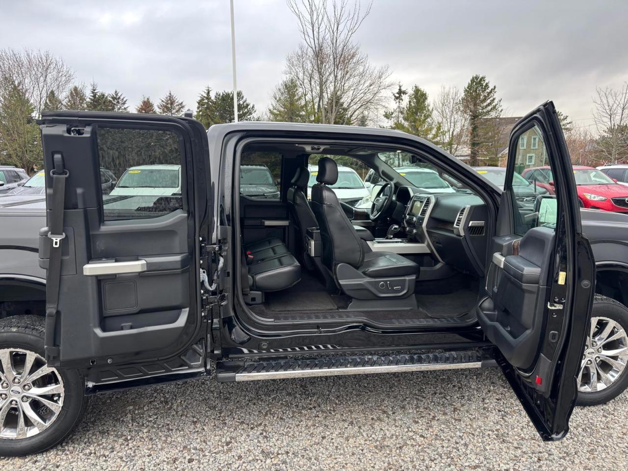 2016 Ford F-150 LARIAT ~NO ACCIDENTS~ Photo