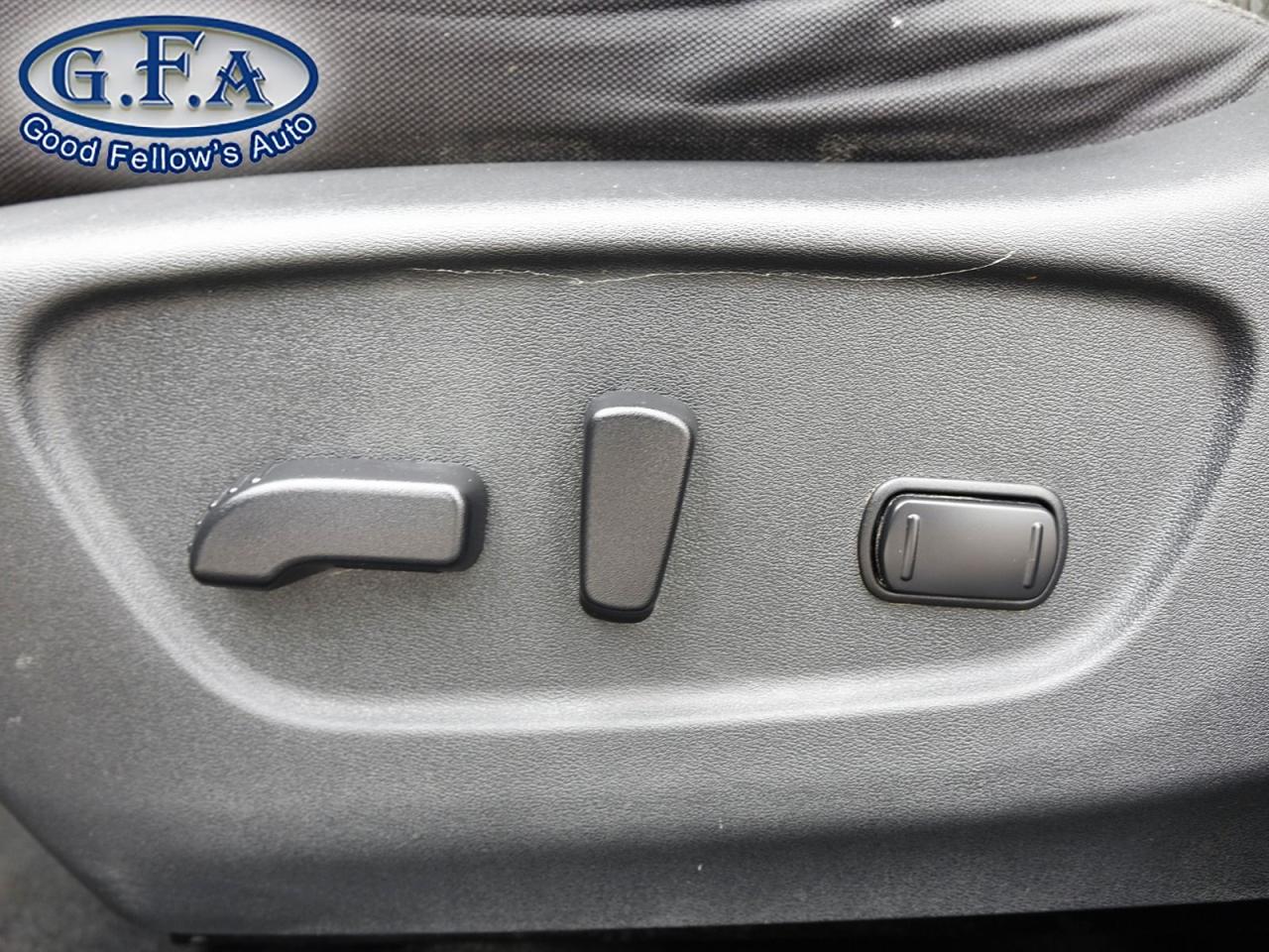 2018 Nissan Rogue S MODEL, FWD, REARVIEW CAMERA, BLUETOOTH Photo8