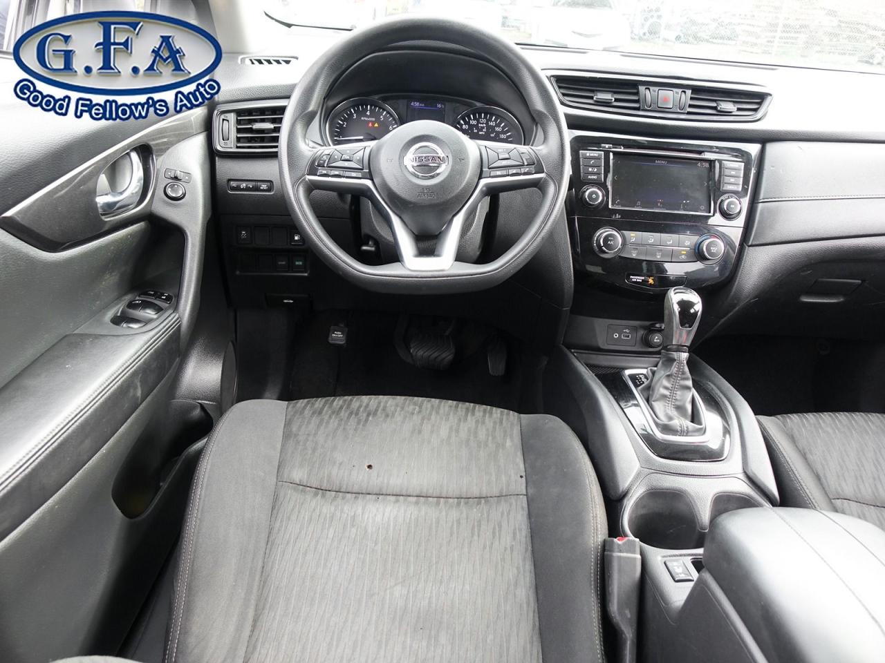 2018 Nissan Rogue S MODEL, FWD, REARVIEW CAMERA, BLUETOOTH Photo