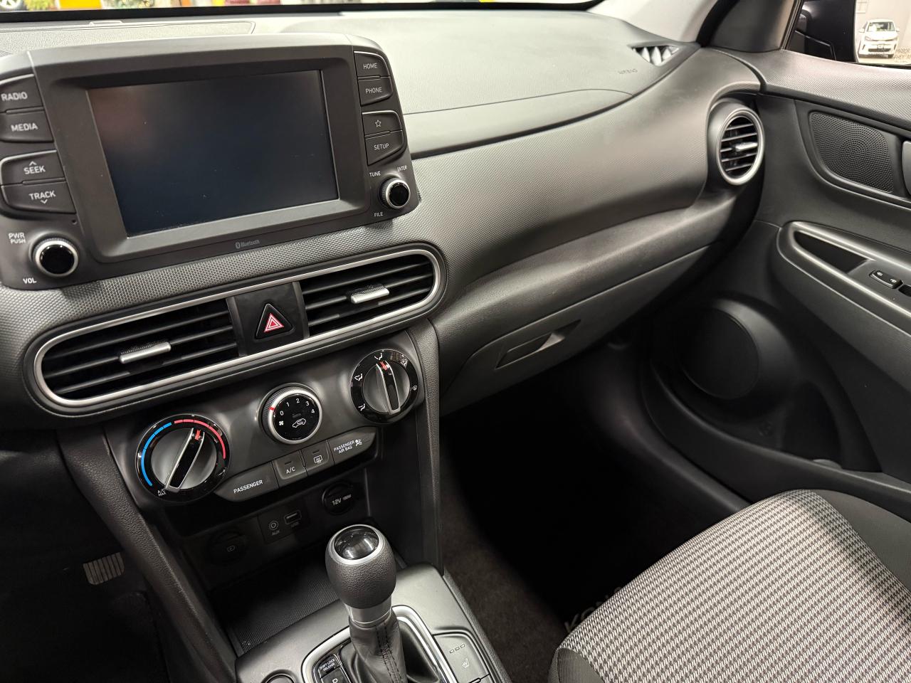 2019 Hyundai KONA Essential - Photo #19