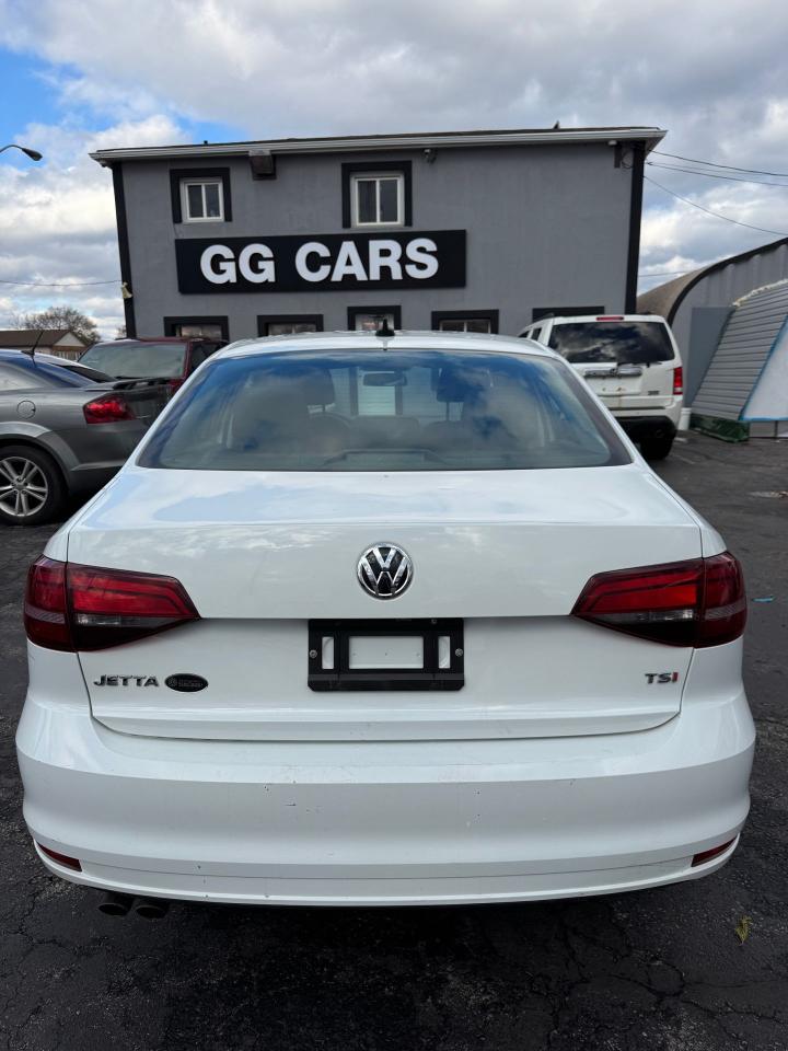 2017 Volkswagen Jetta 1.4 TSI Auto Trendline+ - Photo #6