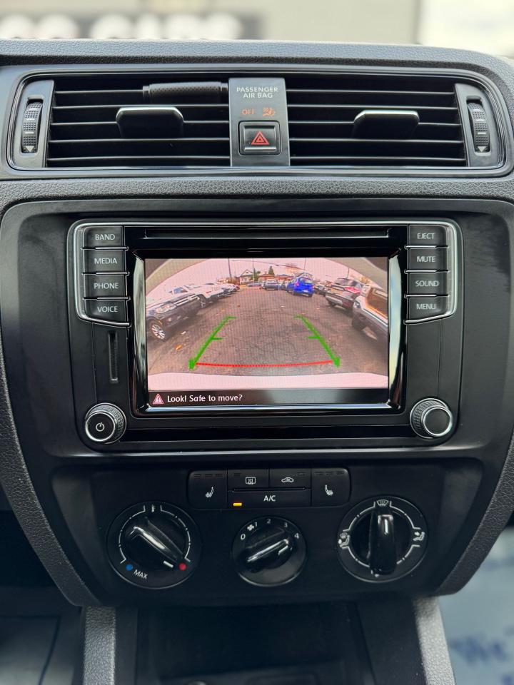 2017 Volkswagen Jetta 1.4 TSI Auto Trendline+ - Photo #12