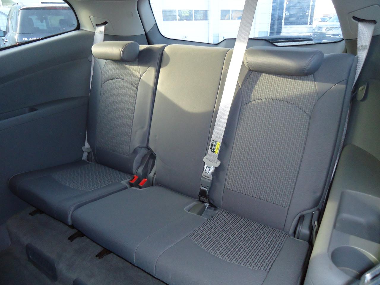 2011 Chevrolet Traverse FWD 4dr LS Photo