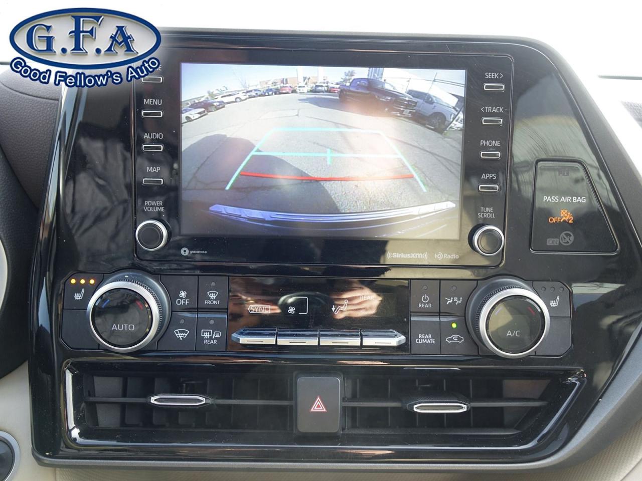 2021 Toyota Highlander XLE MODEL, AWD, 8 PASSENGER, LEATHER SEATS, SUNROO - Photo #22