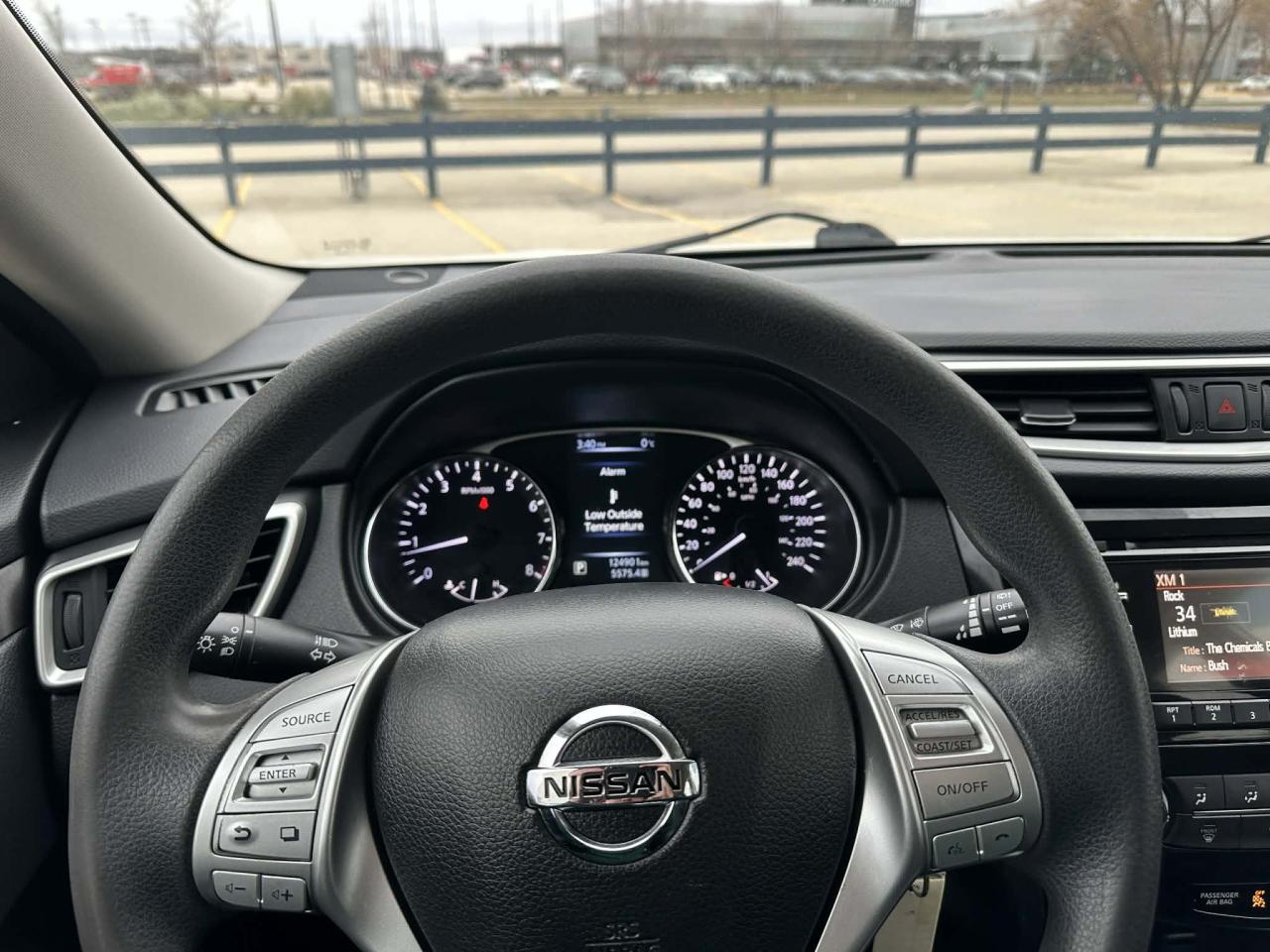 2014 Nissan Rogue S - Photo #3