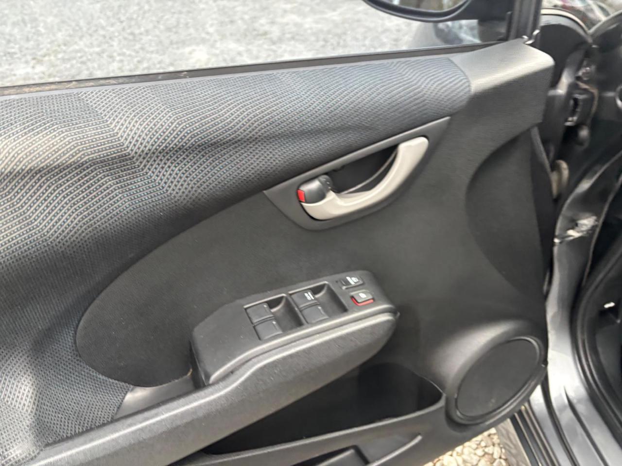 2011 Honda Fit Sport Photo