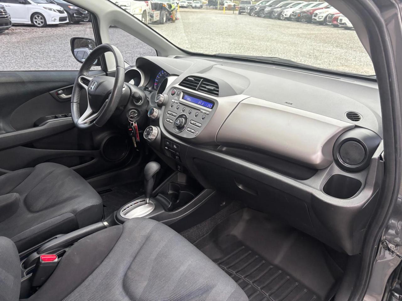 2011 Honda Fit Sport Photo